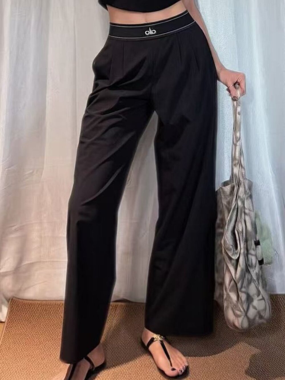 NWT ALO Yoga Suit Up Trouser Black🧚‍♀️Relaxed Fit 30 inches Sz XS